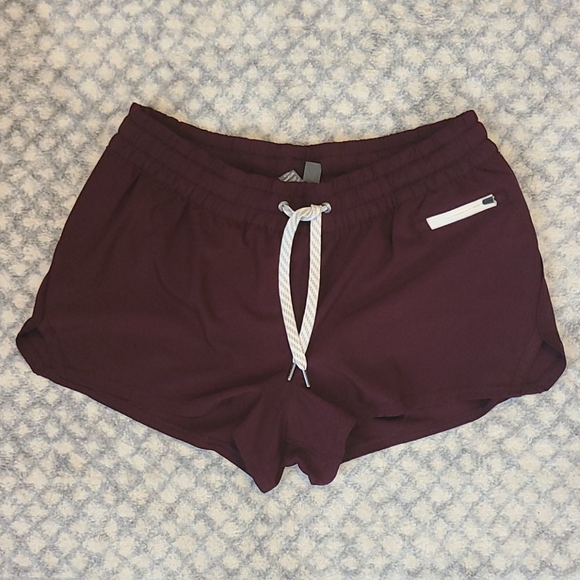 Vuori Pants - Vuori Clementine Shorts